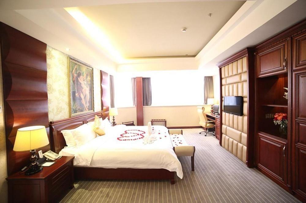 Days Inn Hotspring Xiamen Eksteriør billede