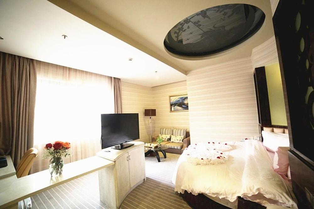 Days Inn Hotspring Xiamen Eksteriør billede