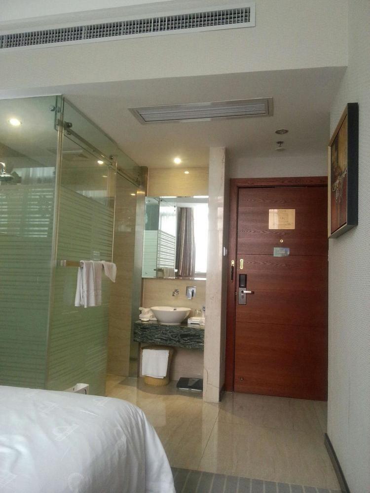 Days Inn Hotspring Xiamen Eksteriør billede