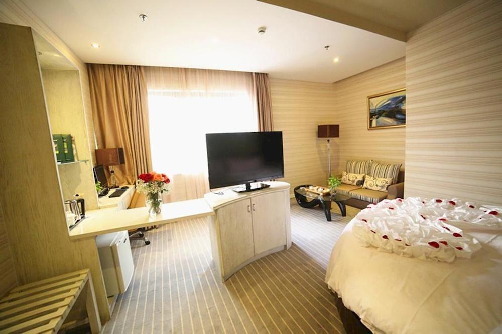 Days Inn Hotspring Xiamen Eksteriør billede
