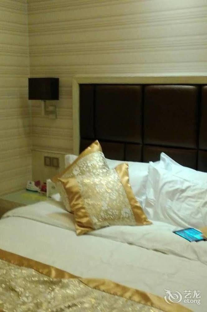 Days Inn Hotspring Xiamen Eksteriør billede