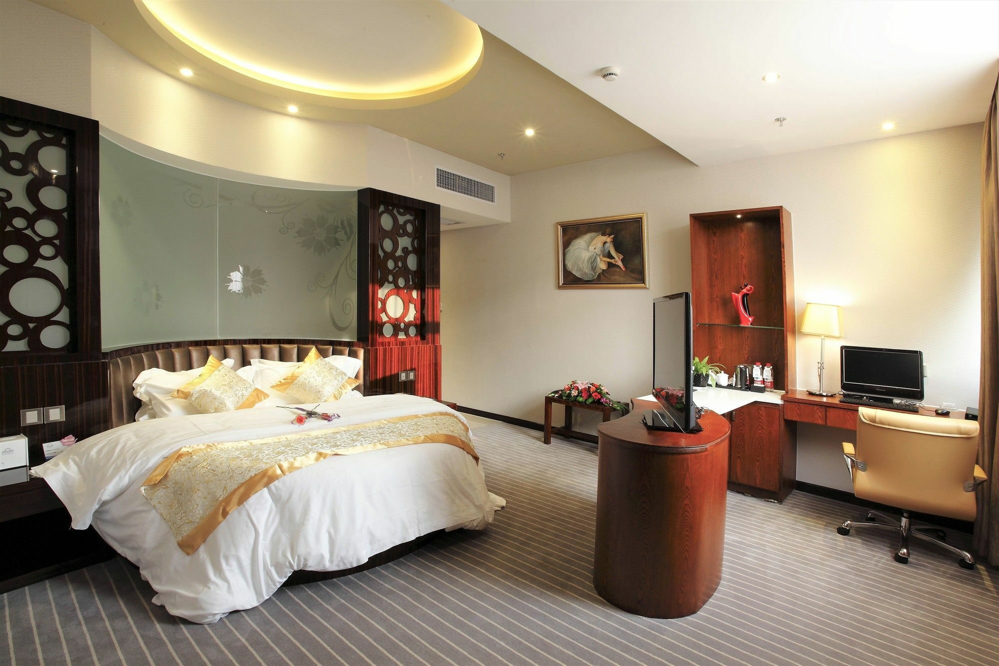 Days Inn Hotspring Xiamen Eksteriør billede